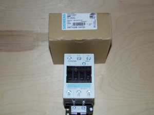 Контактор Siemens Sirius 3RT1035-1AF00