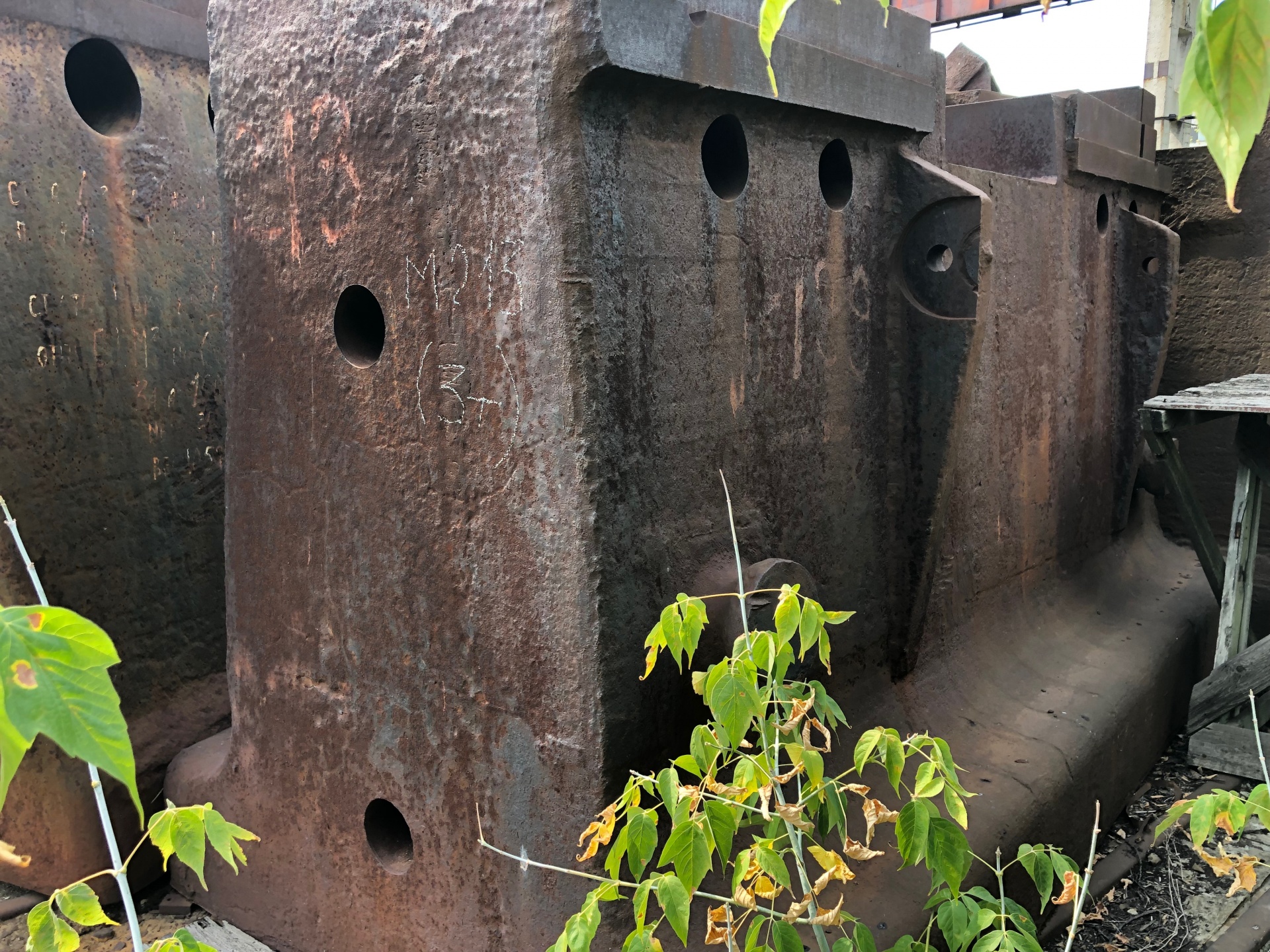 Шабот 28кп6. Шабот молота 300т. Шабот. Шабот молота это. Шабот 1 тонного молота веси размеры.