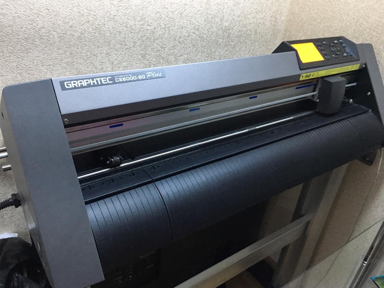 Режущий плоттер 60. Плоттер summacut d60. Graphtec ce7000-40. Режущий плоттер 60. Режущий плоттер 60.