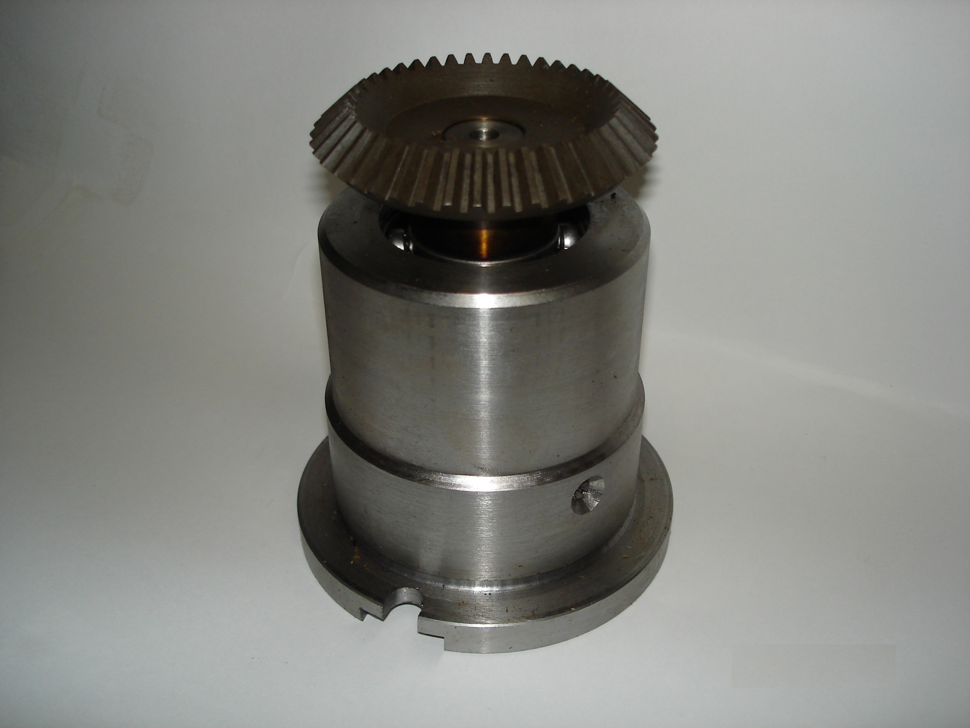 запчасти на блендер бош ммв 2000 /9. стакан для блендера bosch mum 4856. ручка кухонного комбайна moulinex adventio fp6011. лабораторный блендер waring 800s. 8 запчасти.