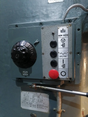 Станок вертикально-фрезерный 6Р13 после полноценного капитального ремонта и модернизации