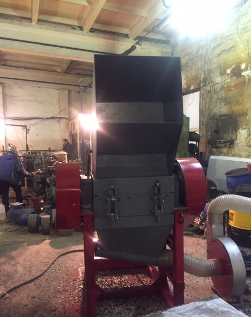 Ипр 450 дробилка. Измельчитель ипр-300м. Дробилка для пластмасс ипр 150. Ипр 450 дробилка. Измельчитель ипр-300м.