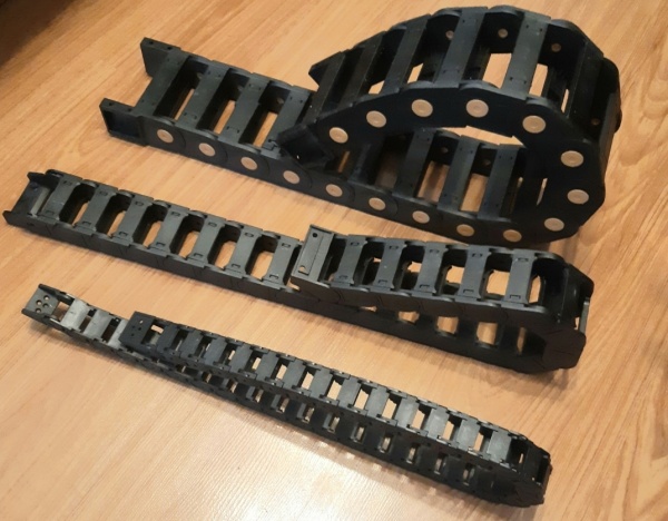 Гибкий кабель-канал 15х20 мм