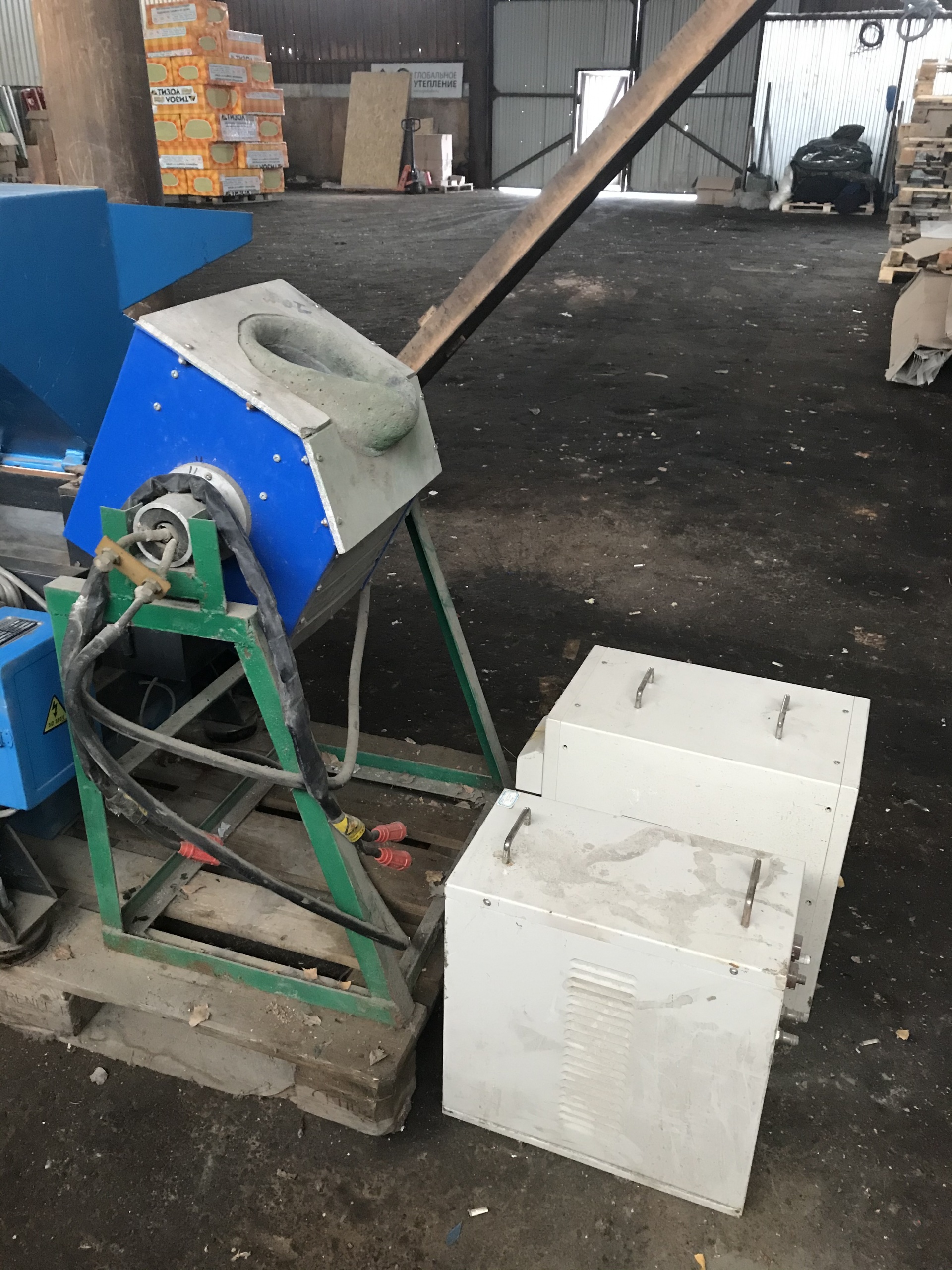 Печь плавильная индукционная СЧВ-15АВ купить Б/У в Екатеринбурге по ...