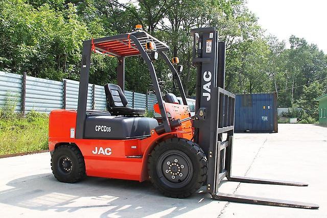 Электрический погрузчик jac