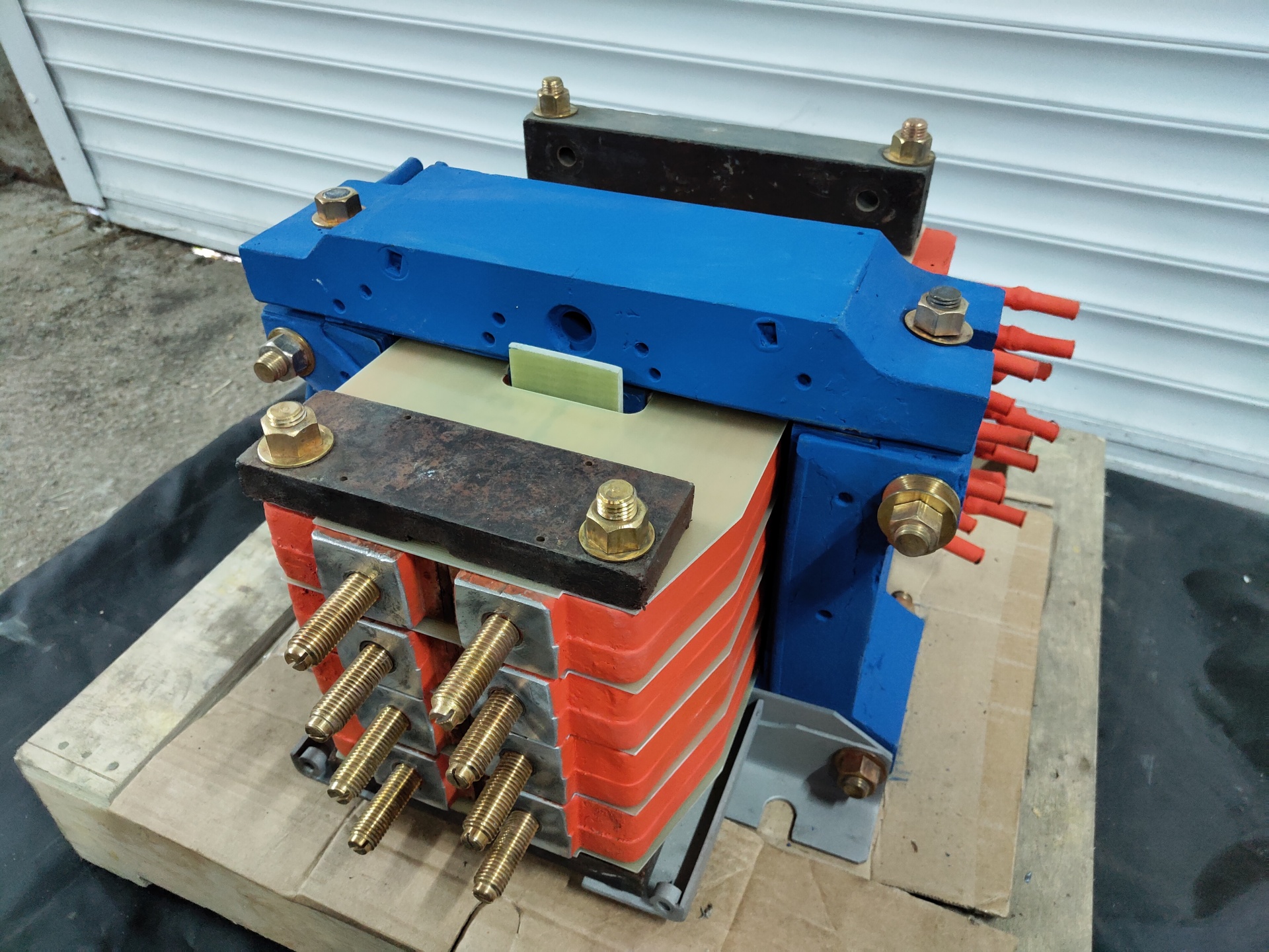 Трансформатор тз4 800. Трансформатор закалочный тз 3-800. Трансформатор закалочный тз1- 3200с4. Трансформатор закалочный тз4-800. Трансформатор закалочный тз 3-3200.