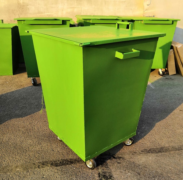 Металлический контейнер для мусора, с крышкой, 0,75 м3