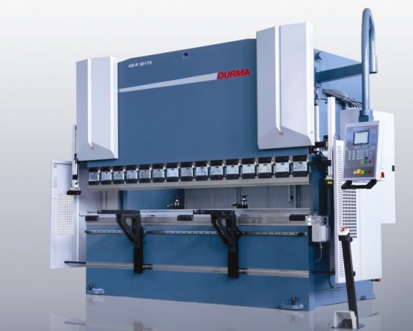 гидравлический листогибочный пресс с ЧПУ купить Б/У в Лобне по цене 6 ...