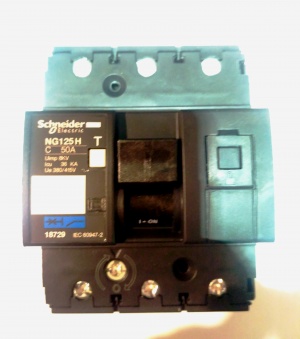 Выключатель NG125H Schneider Electric