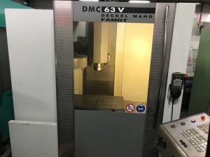 Вертикально-фрезерный станок DECKEL MAHO DMC 63V