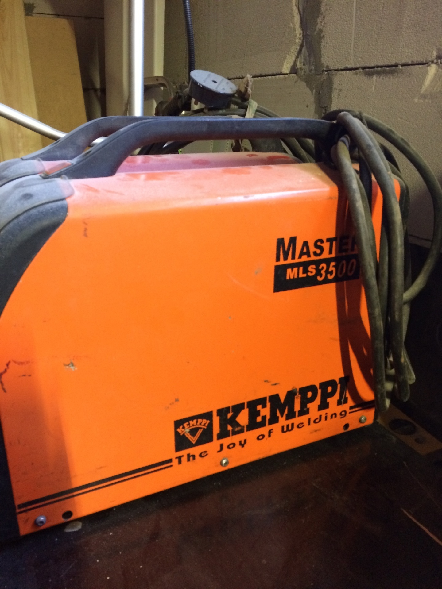 Kemppi master 250 сварочный аппарат. Kemppi master. Master mls 3500. Foxweld master 202. Сварочный инвектор вм 180.