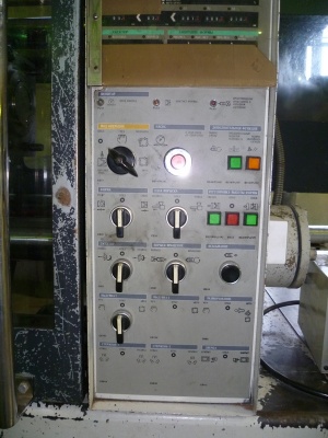 Термопластавтомат J220E-D