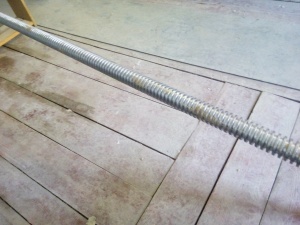 Ходовые и кареточные винты с гайками для станков и промышленного оборудования