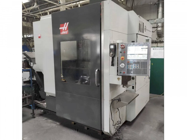 Вертикальный обрабатывающий центр HAAS UMC - 750