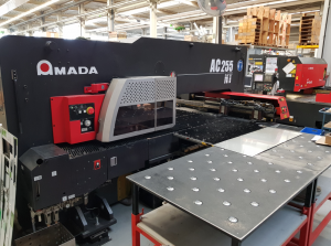 Amada AC 255 NT Перфоратор с ЧПУ