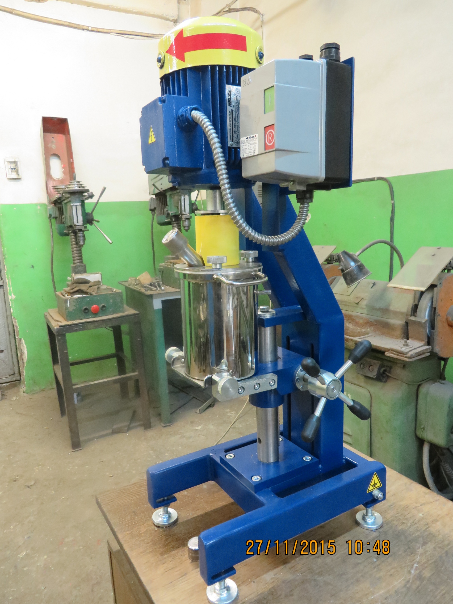 Лабораторная бисерная мельница с одним стаканом купить в Кировограде по ...