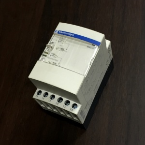 RM4JA32M Реле контроля тока 0,3-15A ~220-240В Schneider Electric