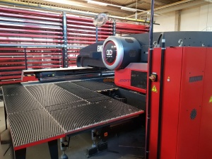 Amada EMZ 3610 NT Перфоратор с ЧПУ