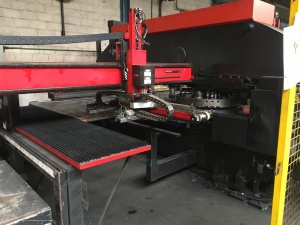 Amada Vipros 358 Q Высечной станок с ЧПУ