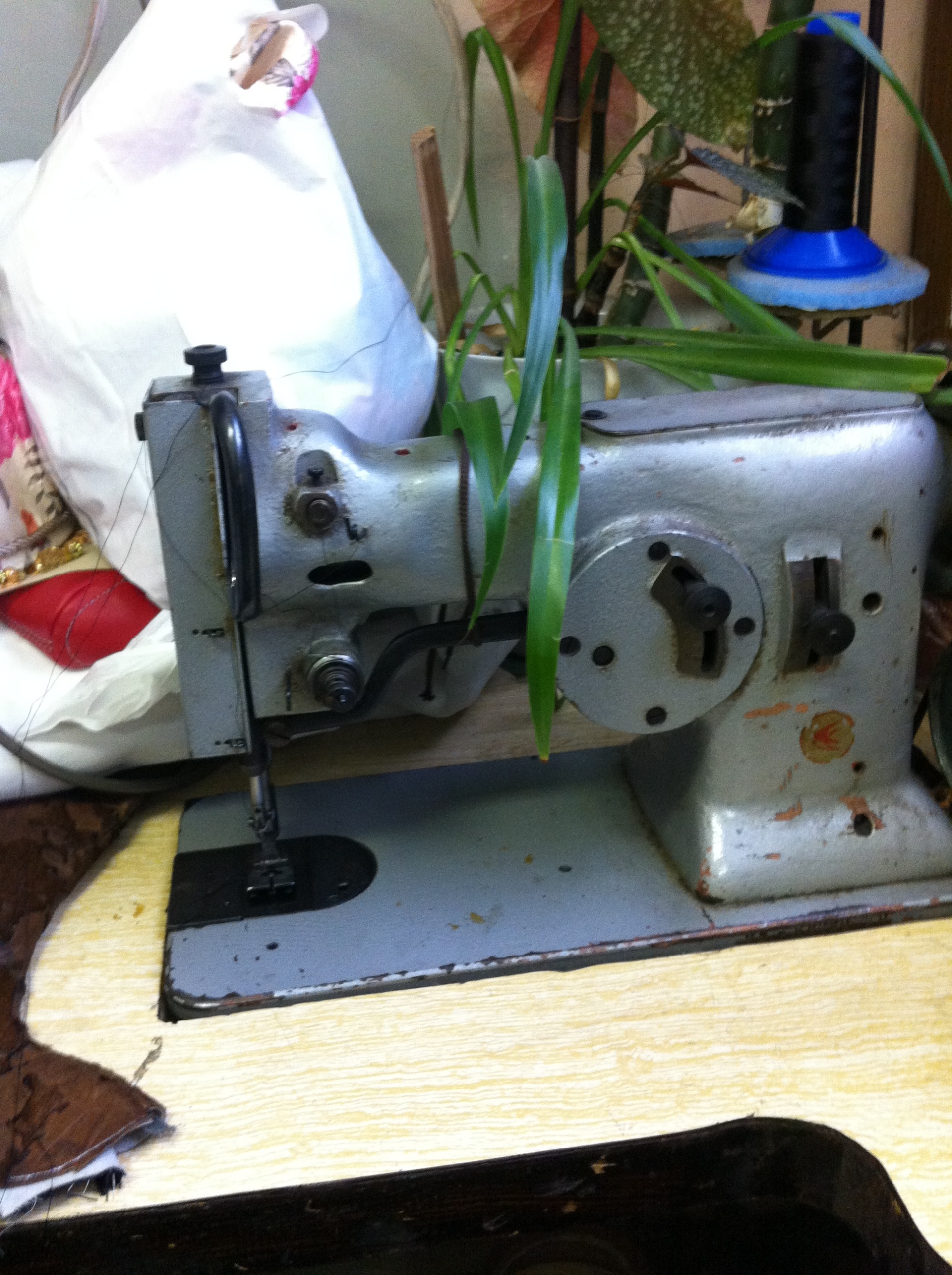 для ателье оборудование - машины для пошива и ремонта обуви одежды ...