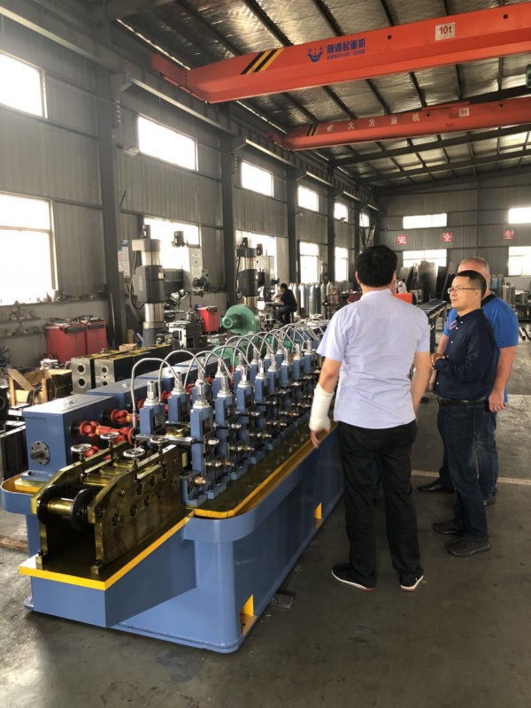Скидка линия для изготовления профильной трубы модель JB25 в КНР