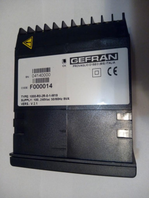 Контроллер Gefran 1000