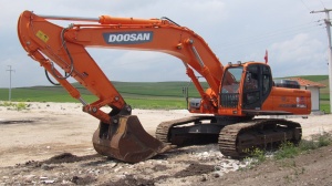 Гусеничный экскаватор Doosan DX420LCA в Краснодаре от официального представителя завода в РФ
