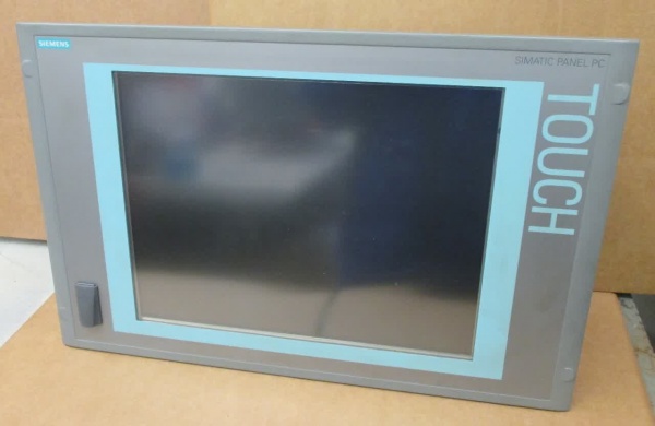 Siemens simatic panel PC577B 15 6AV7832-0BA101CC0