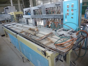 комплект оборудования для производства профилей ПВХ, линия с экструдером LAD-65 - 2 линии Eveplast Machinery (Южная Корея)