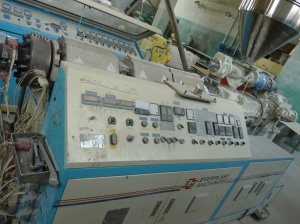 комплект оборудования для производства профилей ПВХ, линия с экструдером LAD-65 - 2 линии Eveplast Machinery (Южная Корея)