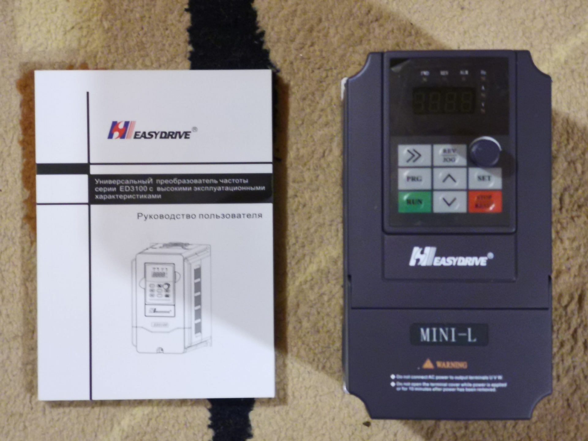 Частотник инноверт спереди. Частотный преобразователь grandrive pfd75. 5 квт. Частотный преобразователь easydrive ed3100-4t0055fp. Частотник абб acs550.