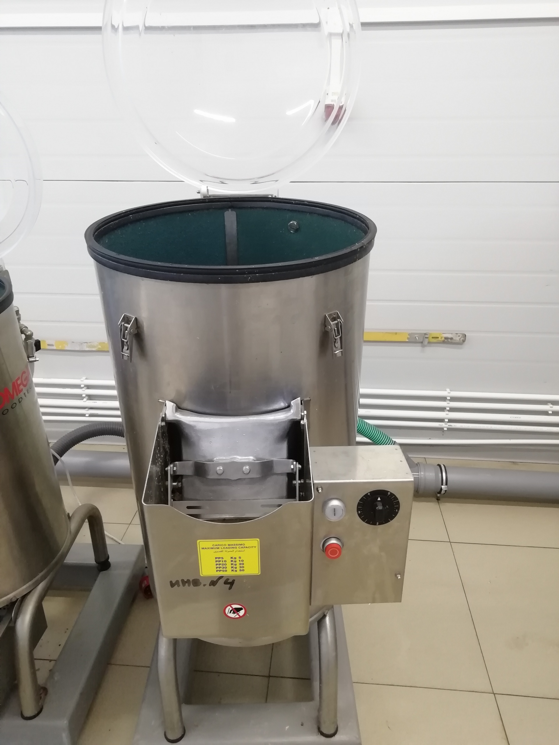 Картофелечистка C/E PP30T объем загрузки 30 кг 380В купить Б/У в ...