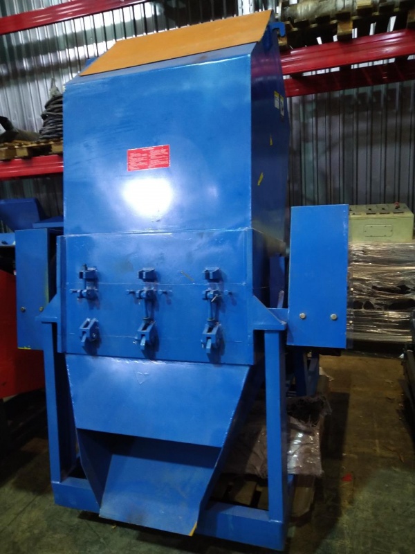 Услуга дробления прессованного жесткого пластика ПНД купить в ...