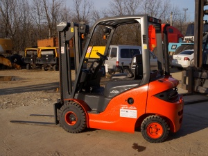 Вилочный погрузчик Linde HT16DS