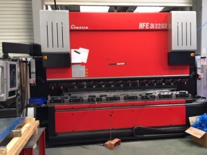 AMADA HFE 3i 220/3