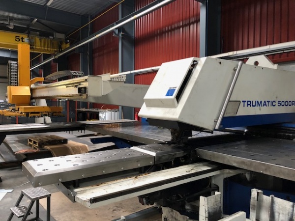 TRUMPF TC 5000 R -1600 FMC Высечной станок с ЧПУ