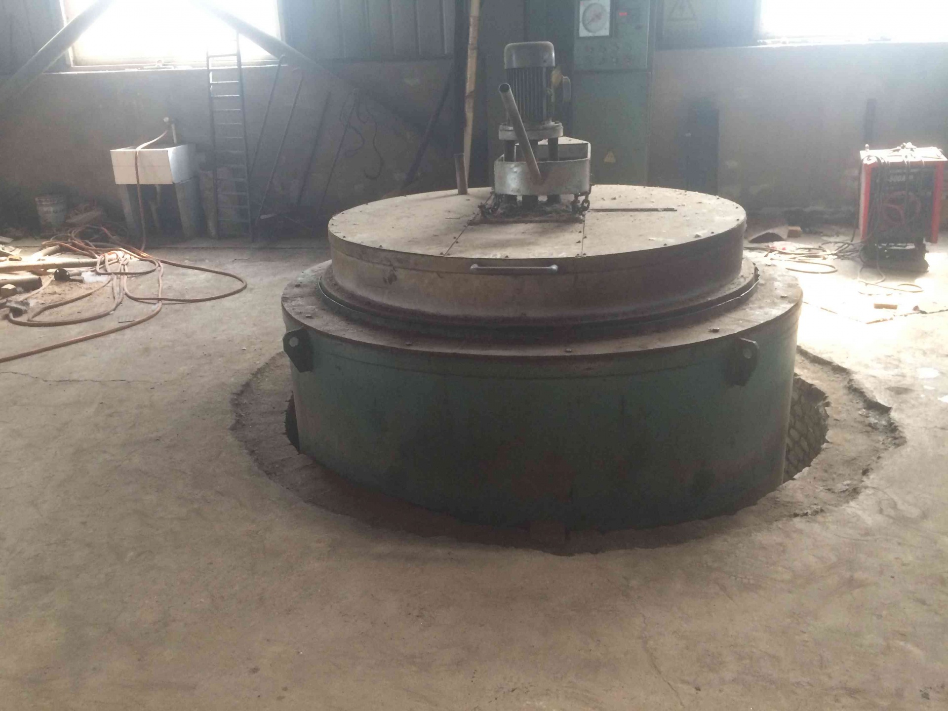 Нагревательная шахтная печь  в Luoyang - Биржа оборудования ProСтанки