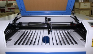 Лазерный станок/гравер JL-K 6090
