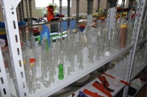 Производство изделий из пластмассы любой сложности, литиевые изделия, выдувные изделия
