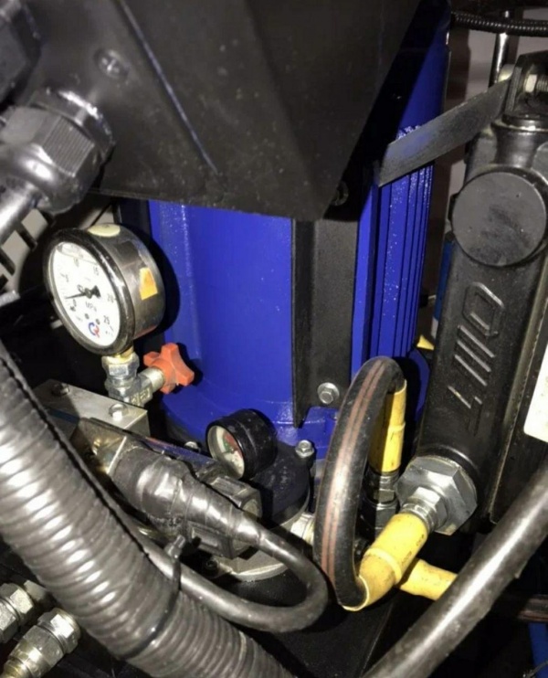 Установка для напыления пенополиуретана и полимочевины. ИНТЕРСКОЛ ...