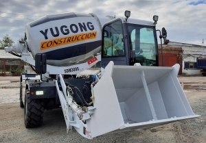 Самозагружащийся автобетоносмеситель Yugong SDM3000