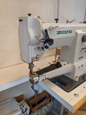 Швейная машина Zoje 2628 для тяжёлых материалов