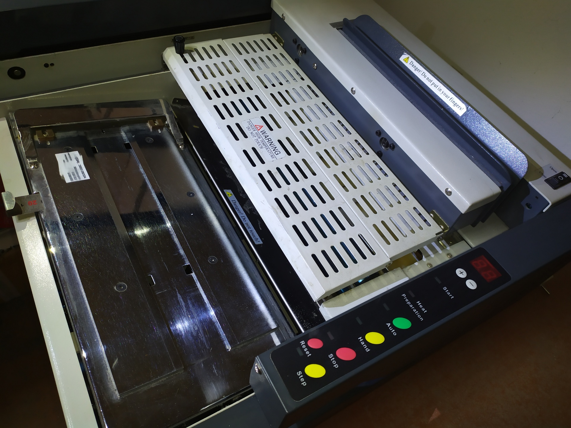 Термоклеевая машина PB 2000 купить Б/У в Ставрополе по цене 30 000 руб ...