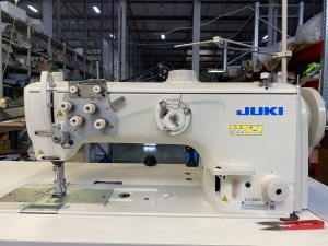 Двухигольная промышленная машина JUKI LU2860 (почти новая)
