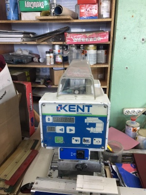 Автоматический двухкрасочный тампопечатный станок Kent