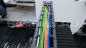 Оптоволоконный лазерный станок по металлу XTC-1530H/1500 Raycus