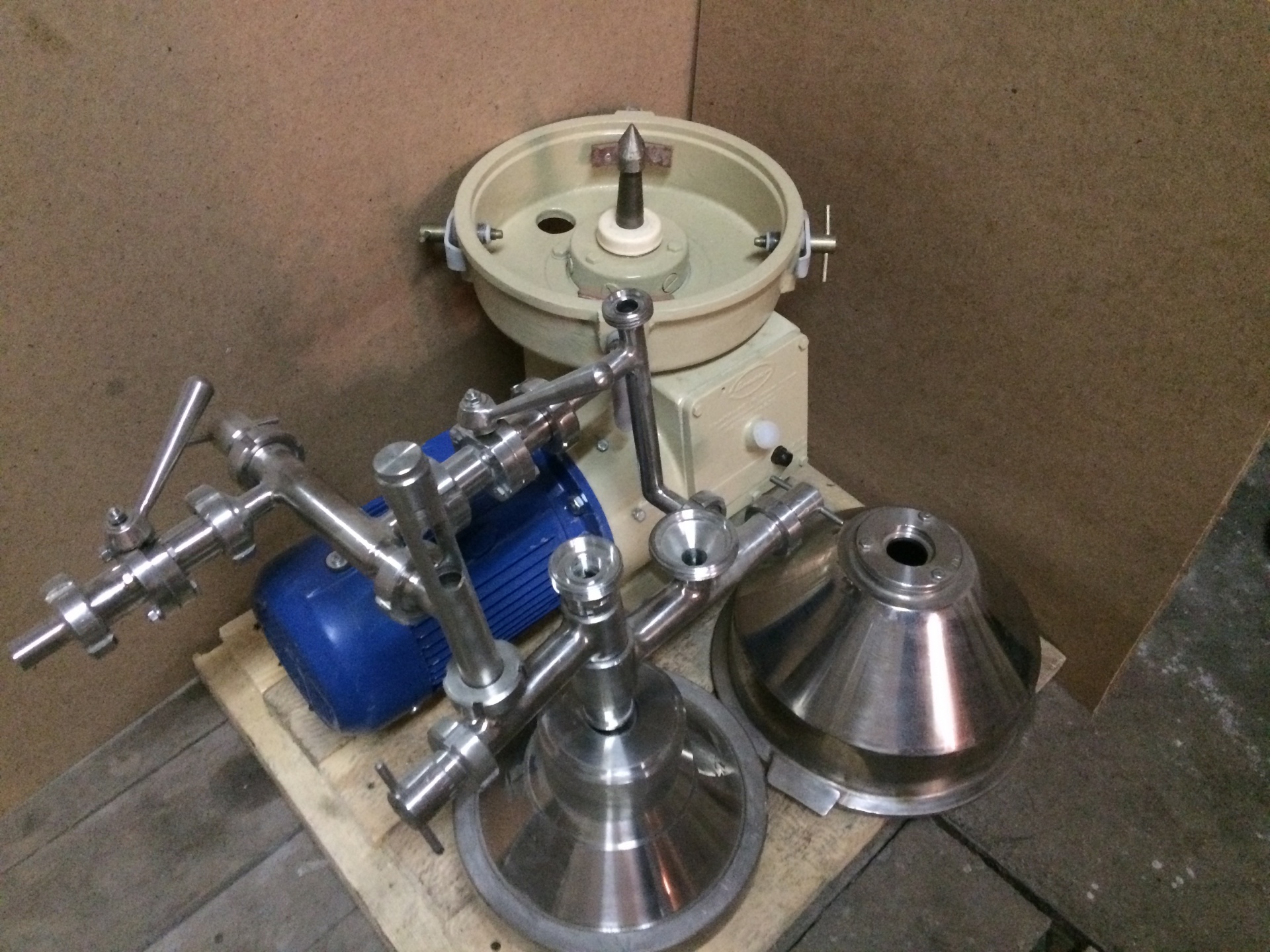 ж 5 1. ж 5 1. сепаратор-сливкоотделитель ж5-осцп-1. ж 5 1. сепаратор для молока ж5-ос2т3.