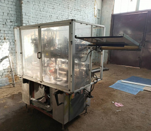Автомат для надевания и обжима колпачков из фольги "Fenix 2"