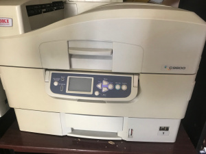 цветной офисный принтер OKI C9800