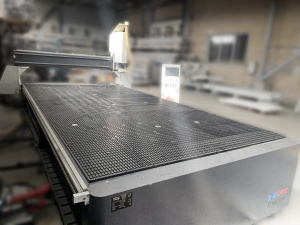 Центр обработки алюминиевых и композитных панелей с ЧПУ OZ MACHINE LEPUS-X